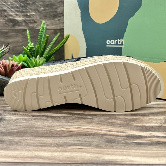 Earth Modena Marigold Espadrille Platform Wedge Slide Sandal 8.5M Black Leather - Picture 10 of 11